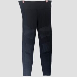Alo Yoga Moto Leggings Black High Waisted Mesh Quilted Activewear W5494R